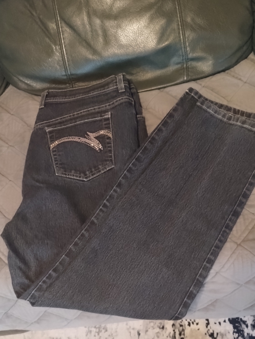 Gloria Vanderbilt Regular Amanda Flared Leg Jeans